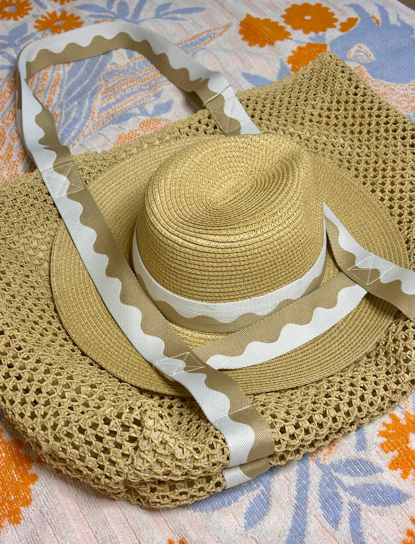Sand Antigua Beach Tote and Hat Set - Pink Peonies