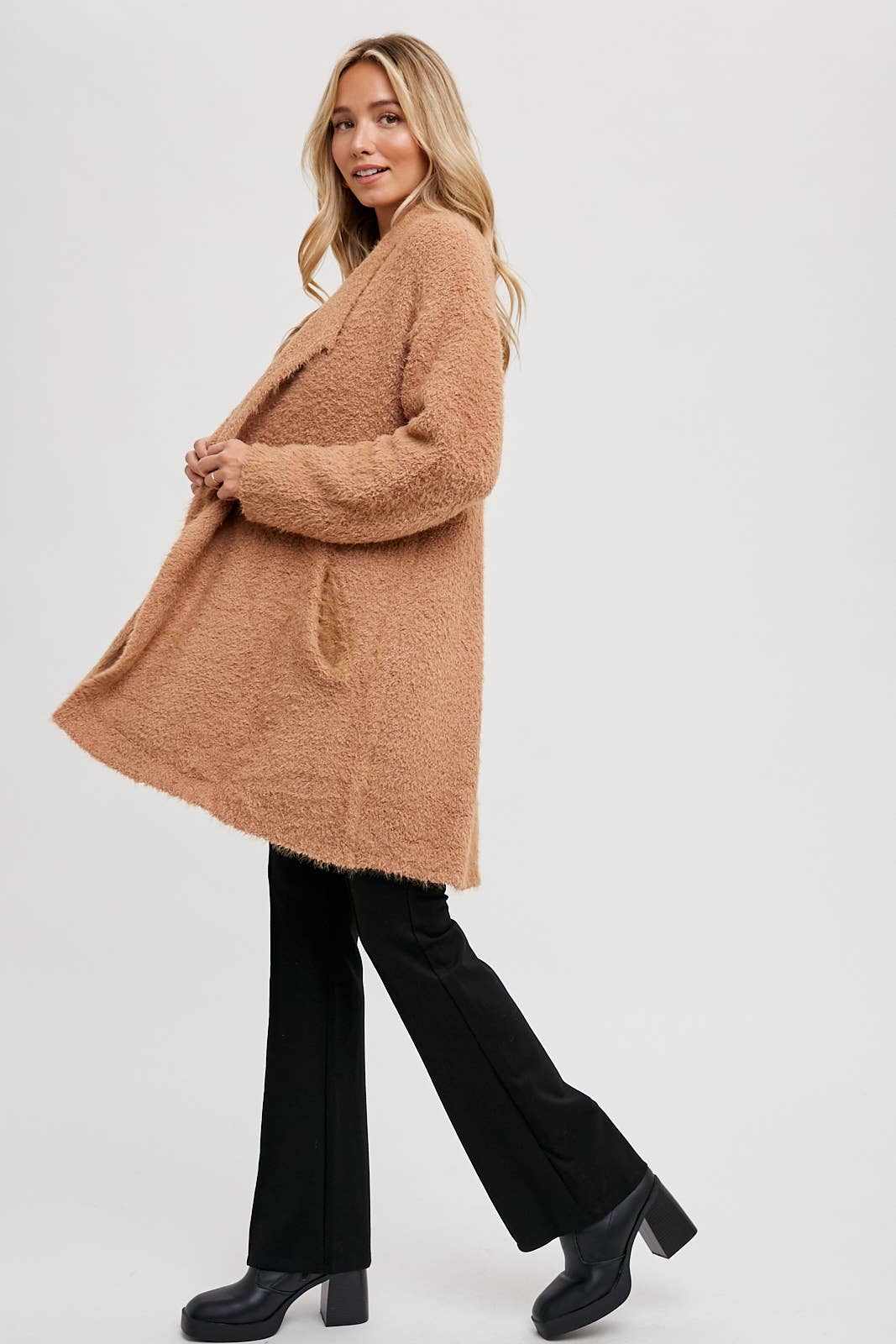SOFT FUZZY DRAPE FRONT CARDIGAN: MUSHROOM / M/L - Pink Peonies