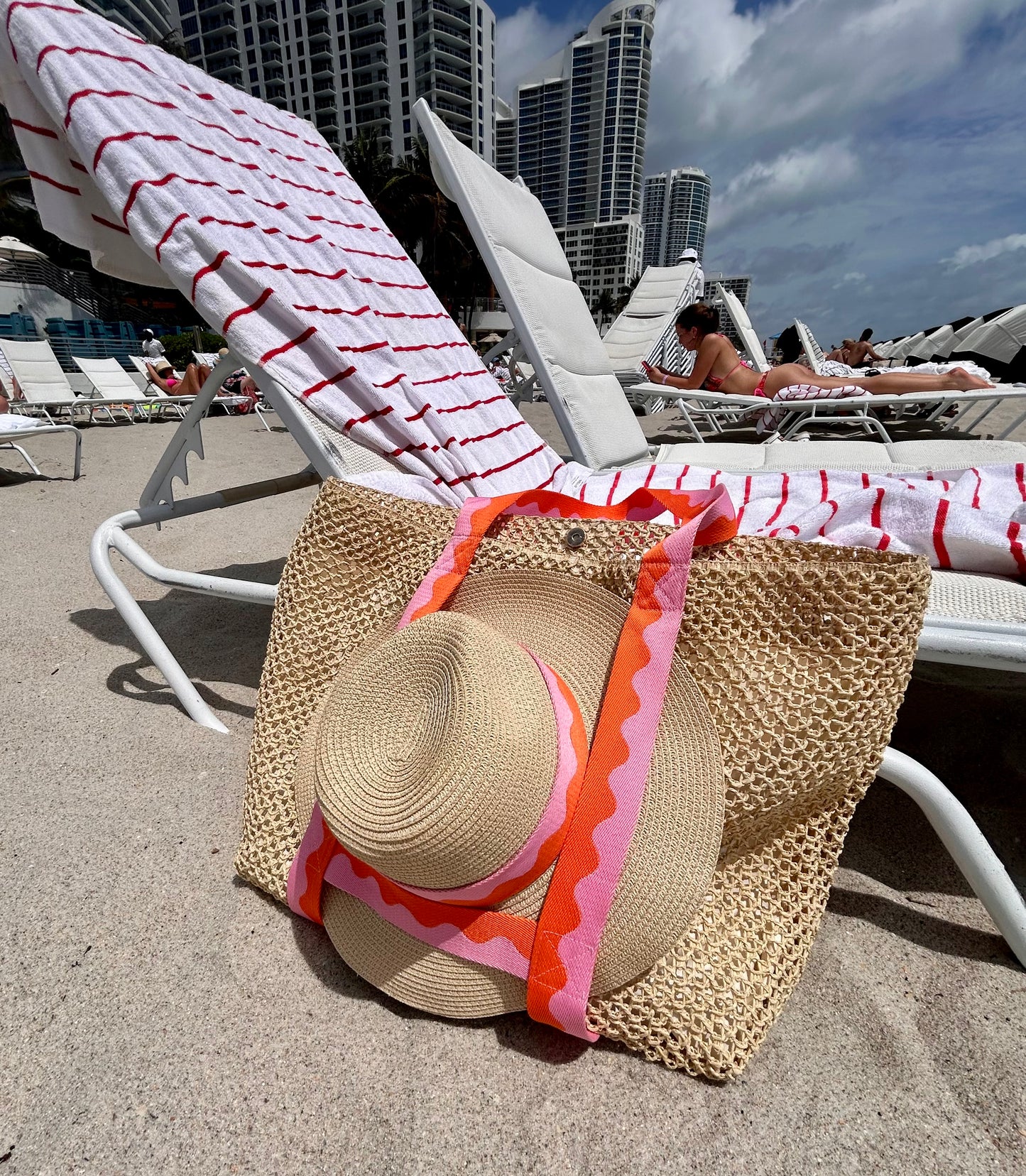 Pink Antigua Beach Tote and Hat Set - Pink Peonies