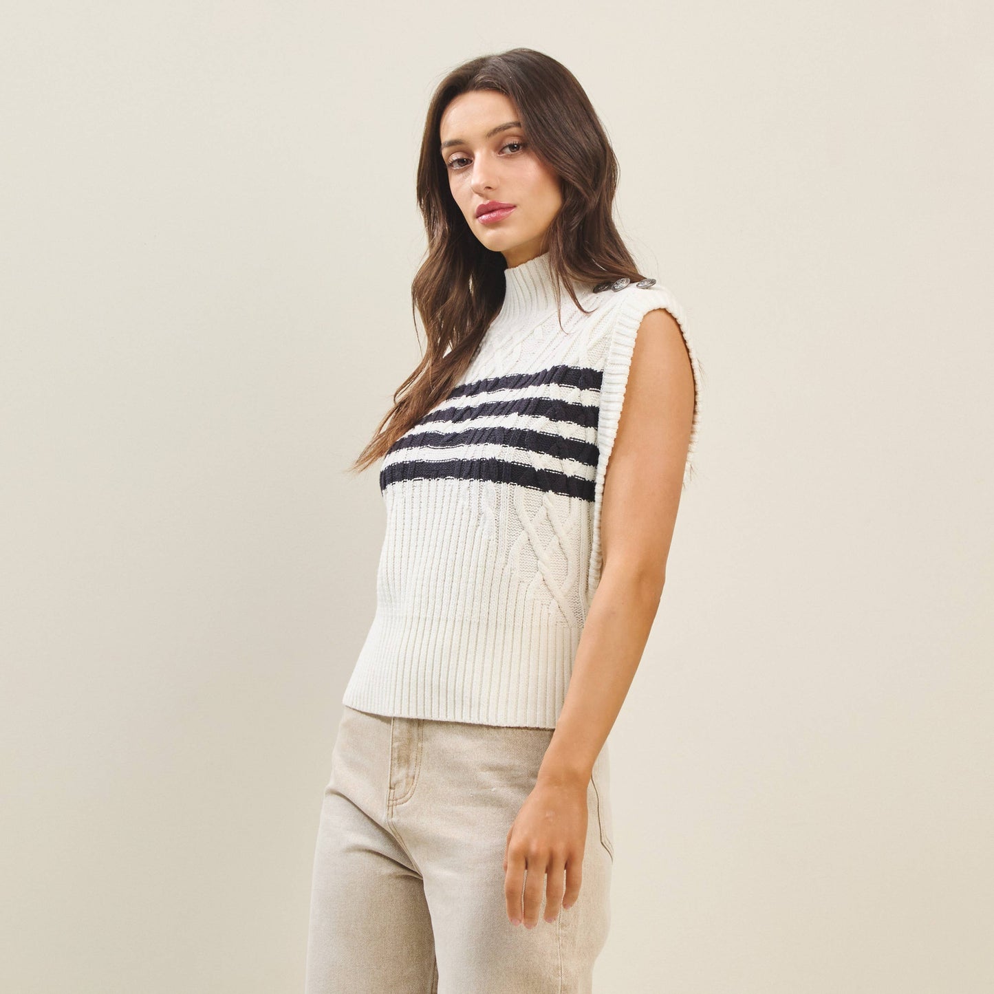 Striped button sweater vest: IVORY/NAVY / L - Pink Peonies
