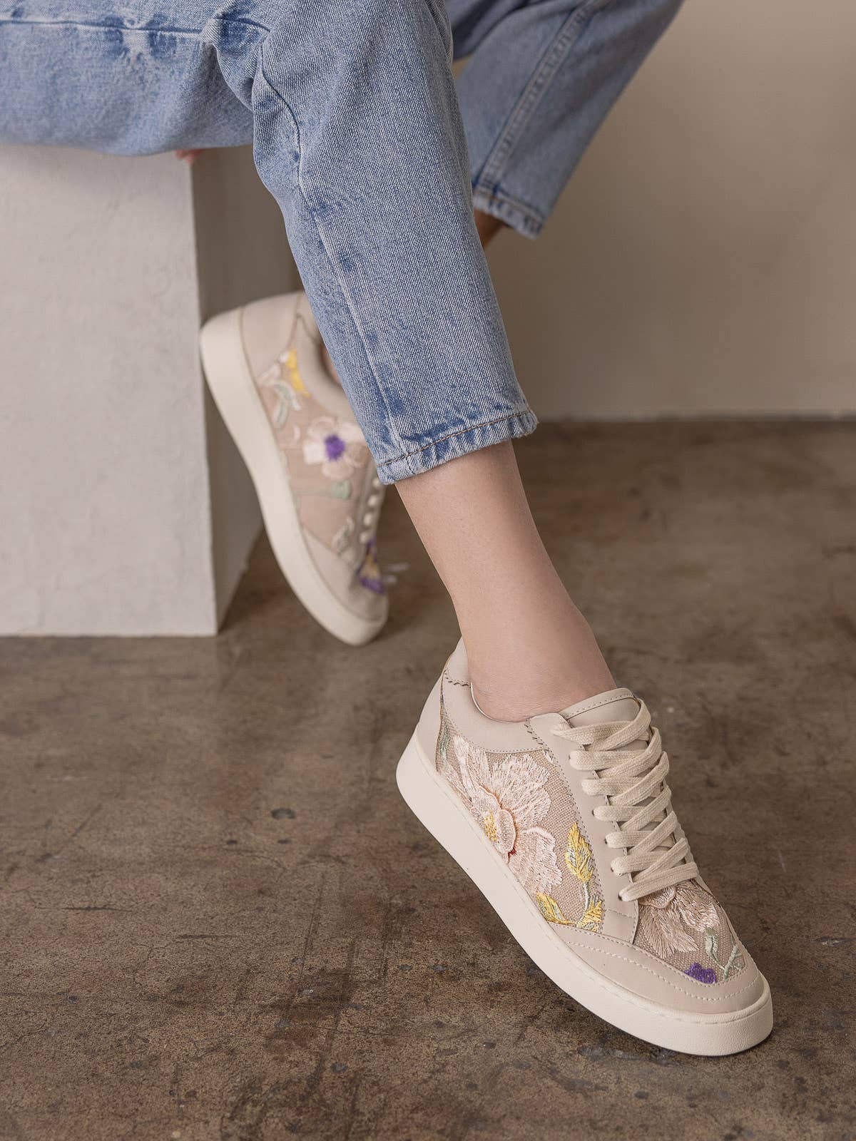 DreamCloud Floral Applique Sneaker - Pink Peonies