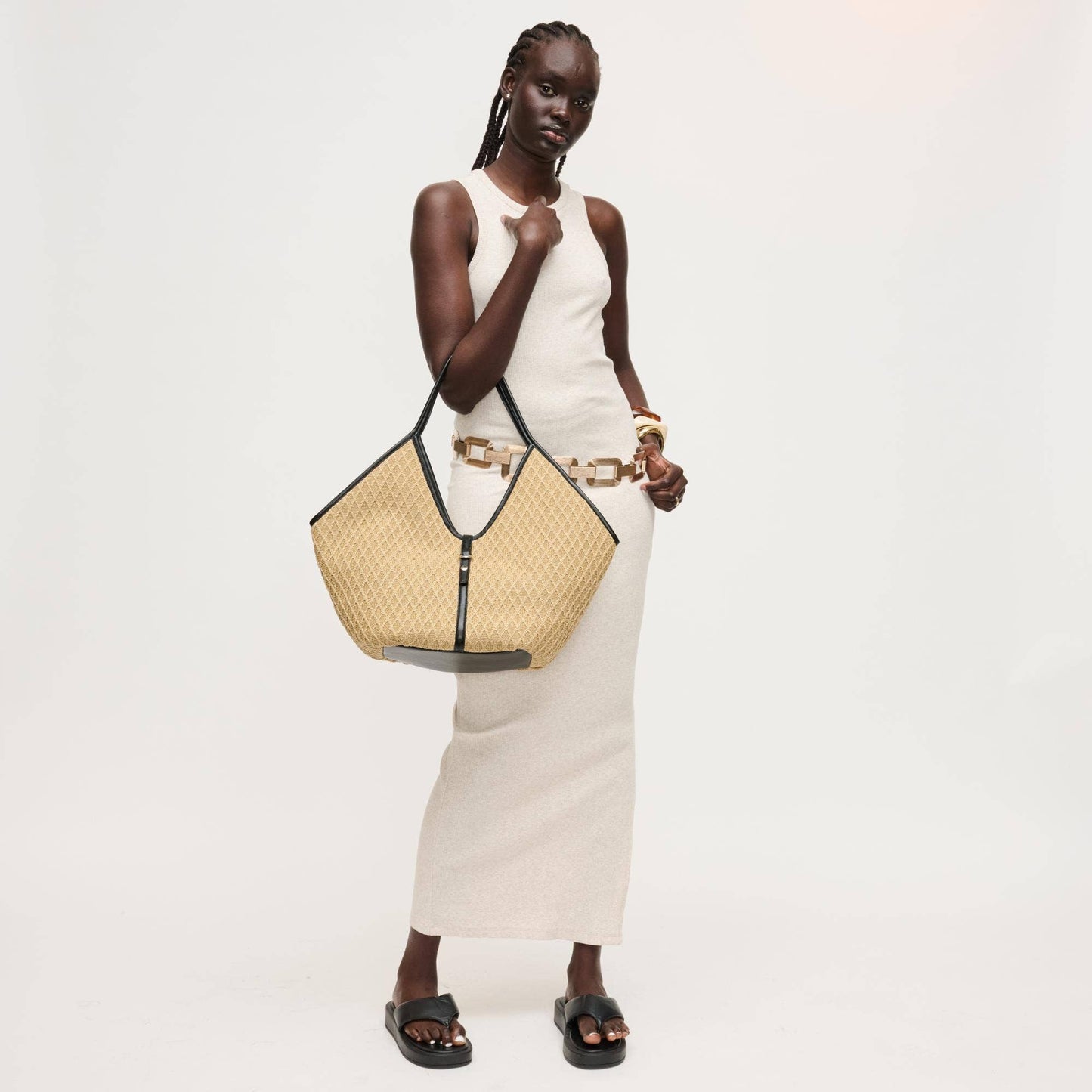 Cienna Tote: Natural Black - Pink Peonies