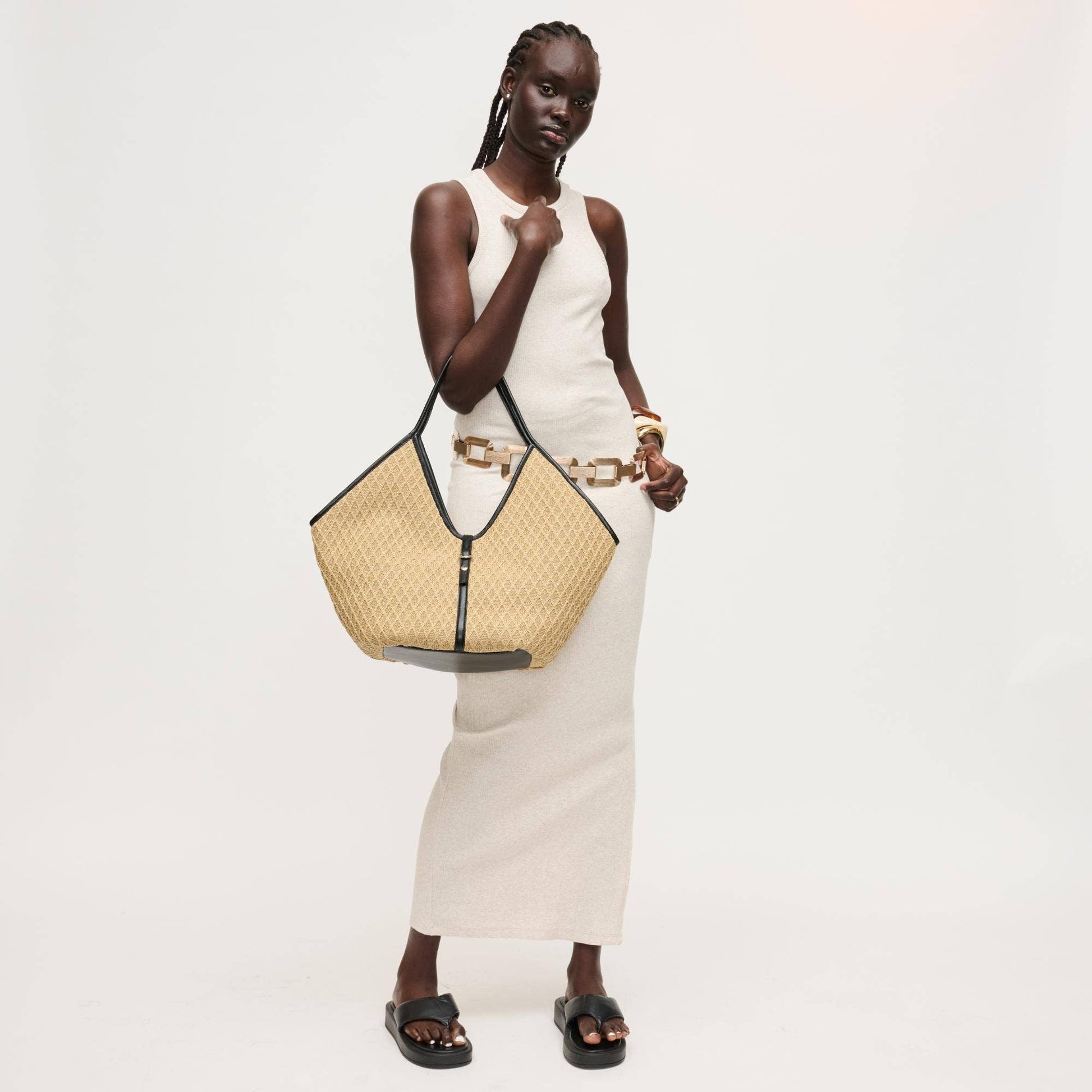 Cienna Tote: Natural Black - Pink Peonies