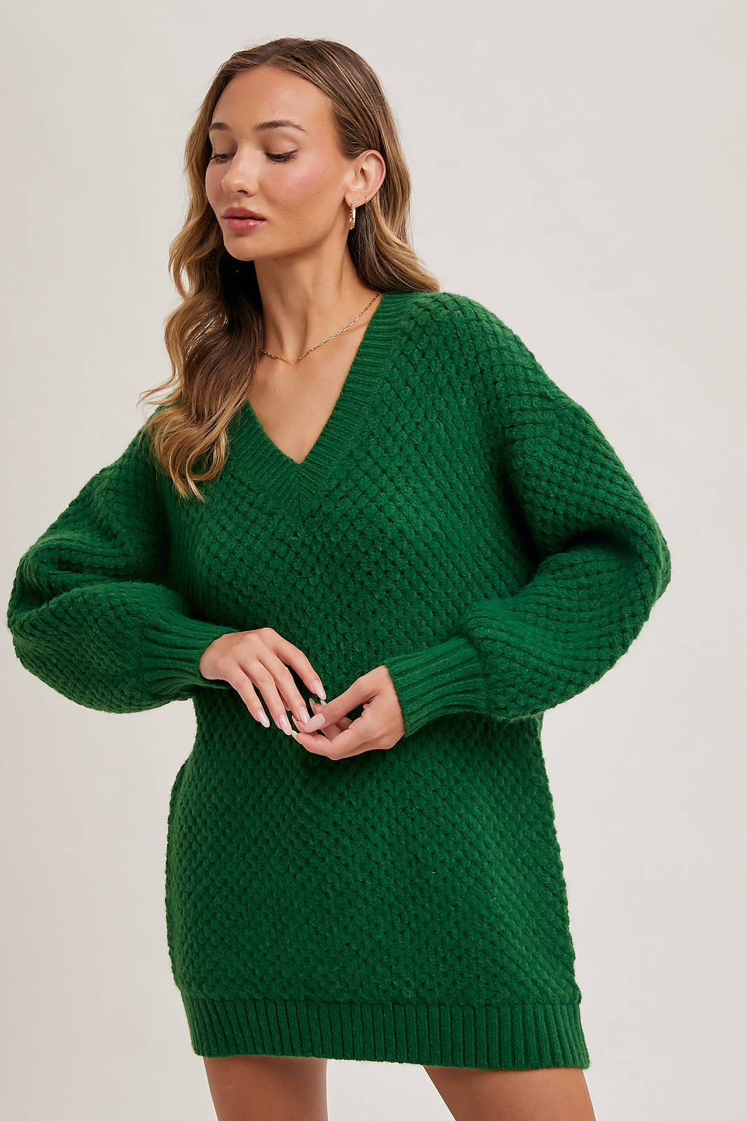 V-NECK BUBBLE SLEEVED KNIT SWEATER TUNIC: CREAM / M/L - Pink Peonies