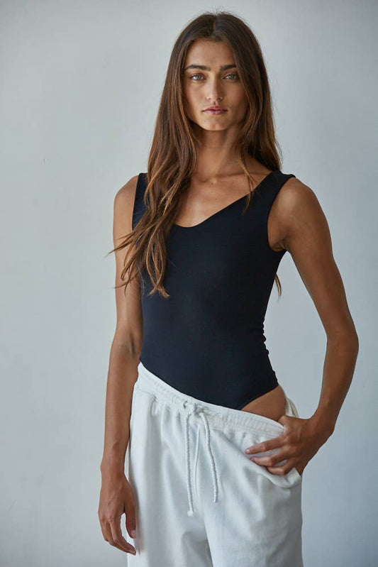 S1088 | Double Layered Seamless U-V Neck Sleeveless Bodysuit: Black / ML - Pink Peonies