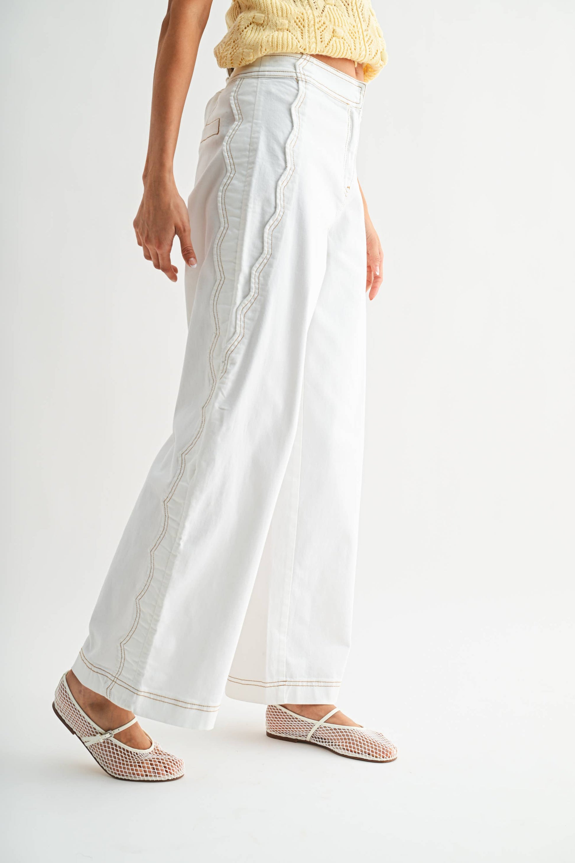 CEP26939 WIDE-LEG STRETCHY DENIM TROUSERS: OFF WHITE / S-M-L(3-2-1) - Pink Peonies