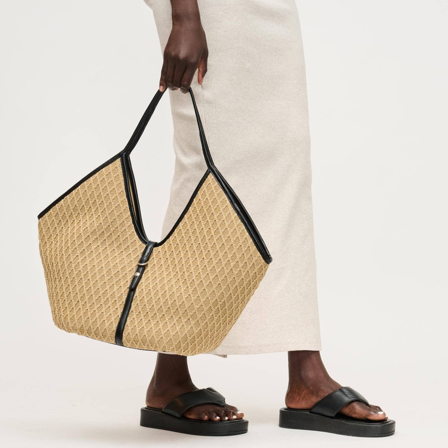 Cienna Tote: Natural Black - Pink Peonies