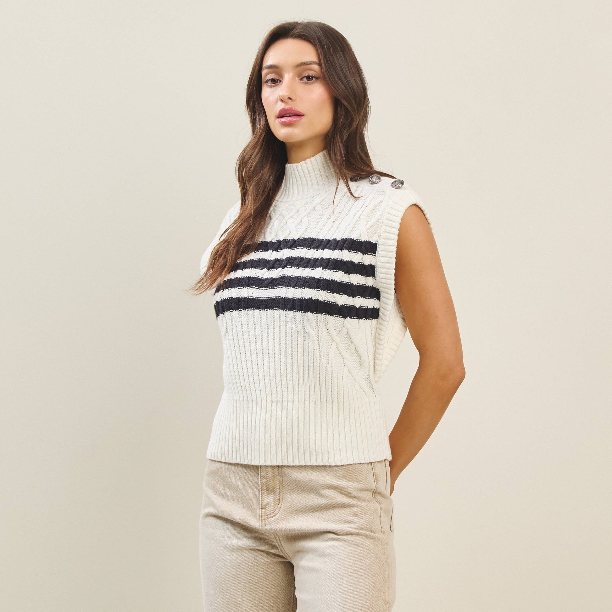Striped button sweater vest: IVORY/NAVY / L - Pink Peonies