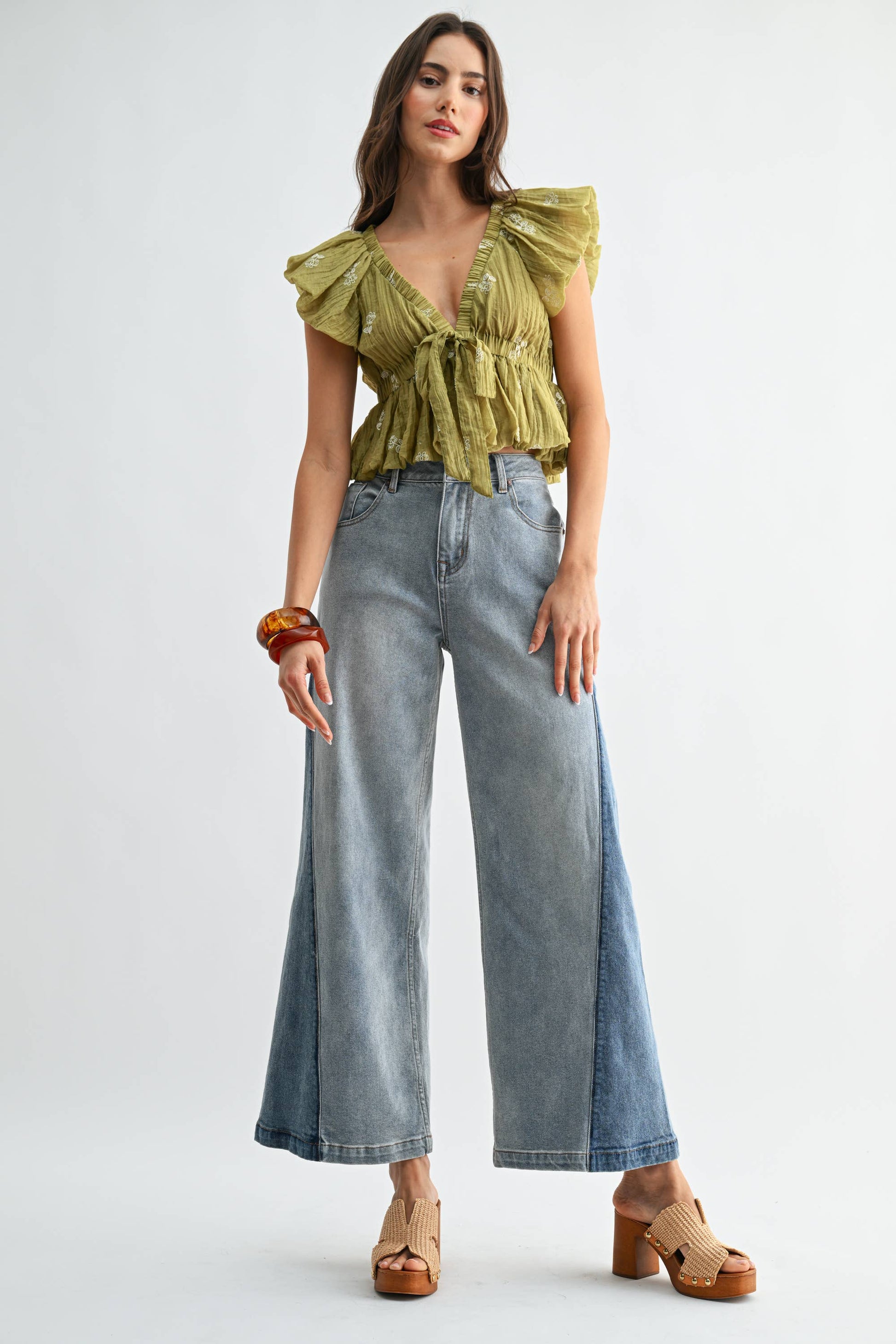 CB10162J Wide-Leg Two-Tone High Waist Denim Jeans: MEDIUM WASH / S-M-L (3-2-1) - Pink Peonies