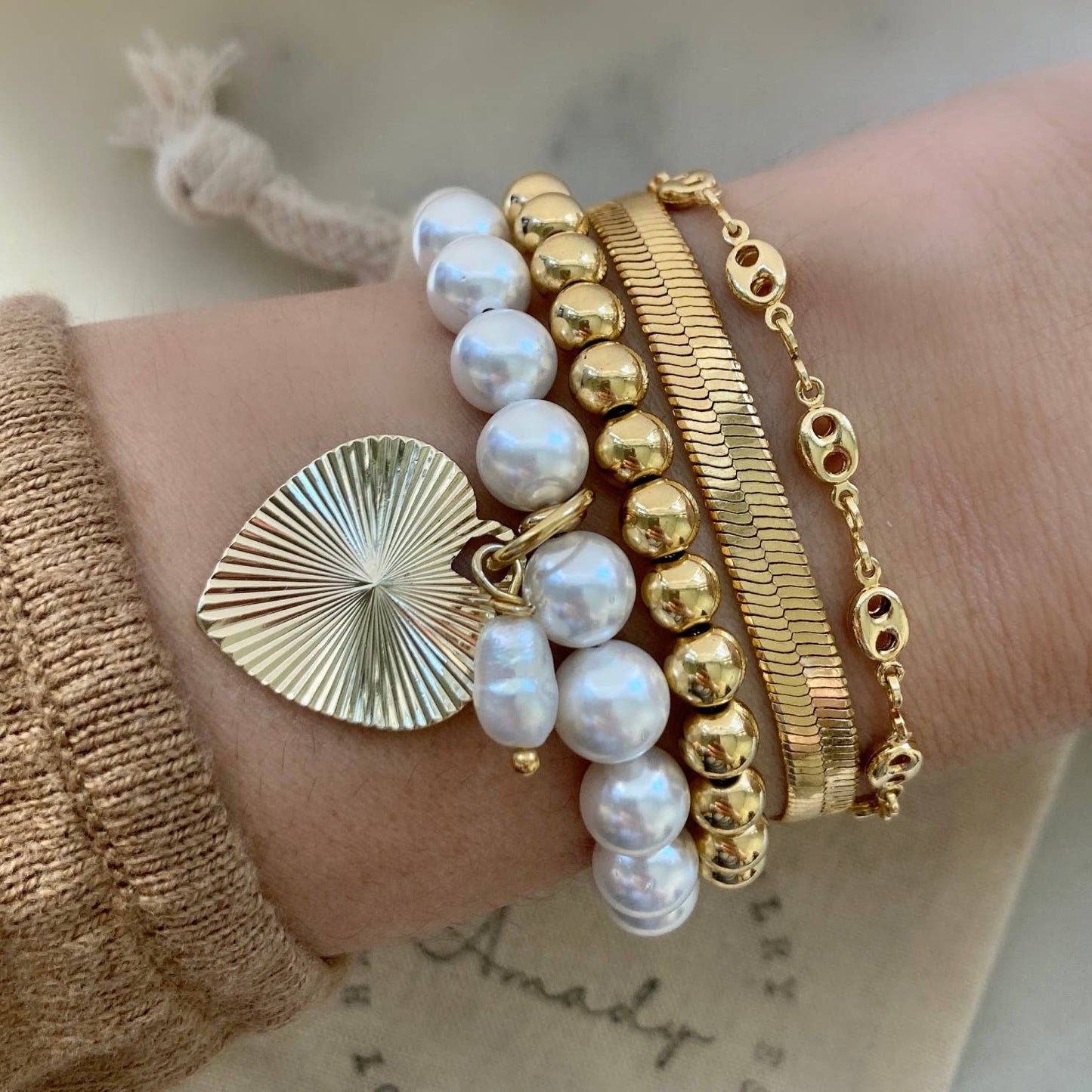 Freshwater pearl gold heart charmed bracelet  coquette - Pink Peonies