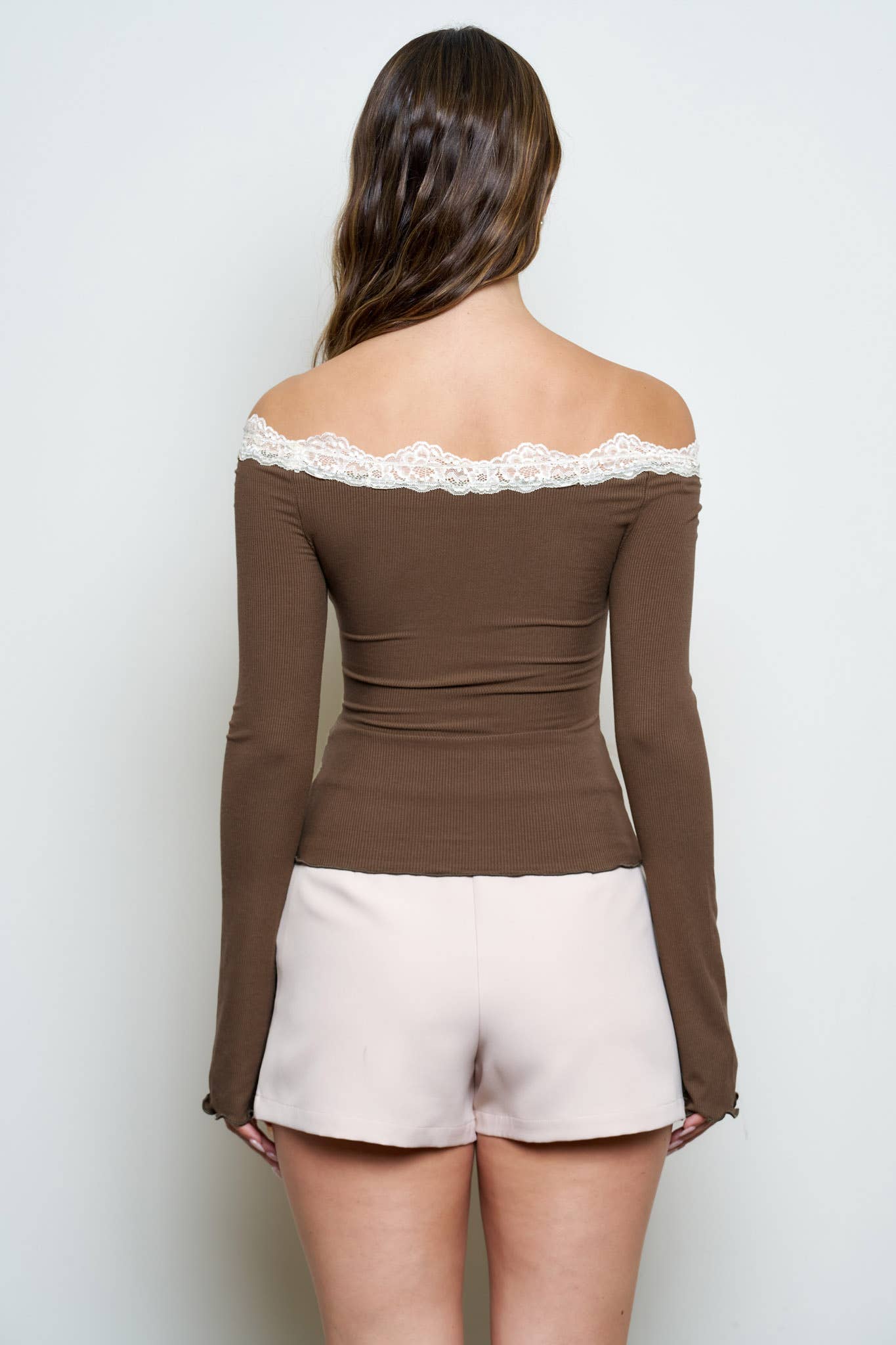 LACE TRIM BOAT NECK RAGLAN SLEEVE RIBBED KNIT TOP: LIGHT BROWN - Pink Peonies