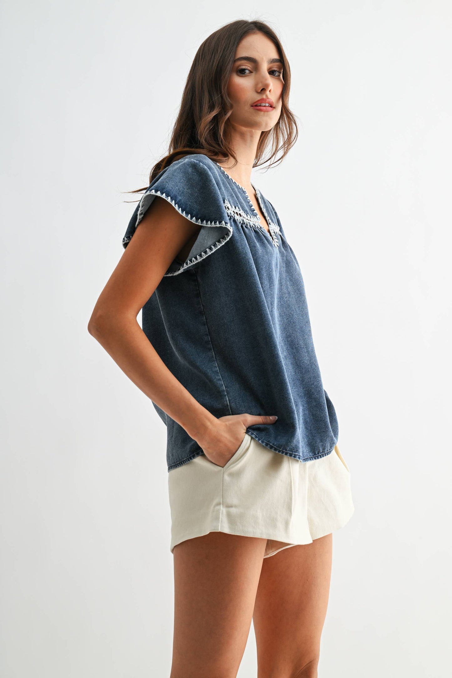 CJT26782 Denim Flutter Sleeve Top with Embroidered Trim: MEDIUM DENIM / S-M-L (3-2-1) - Pink Peonies