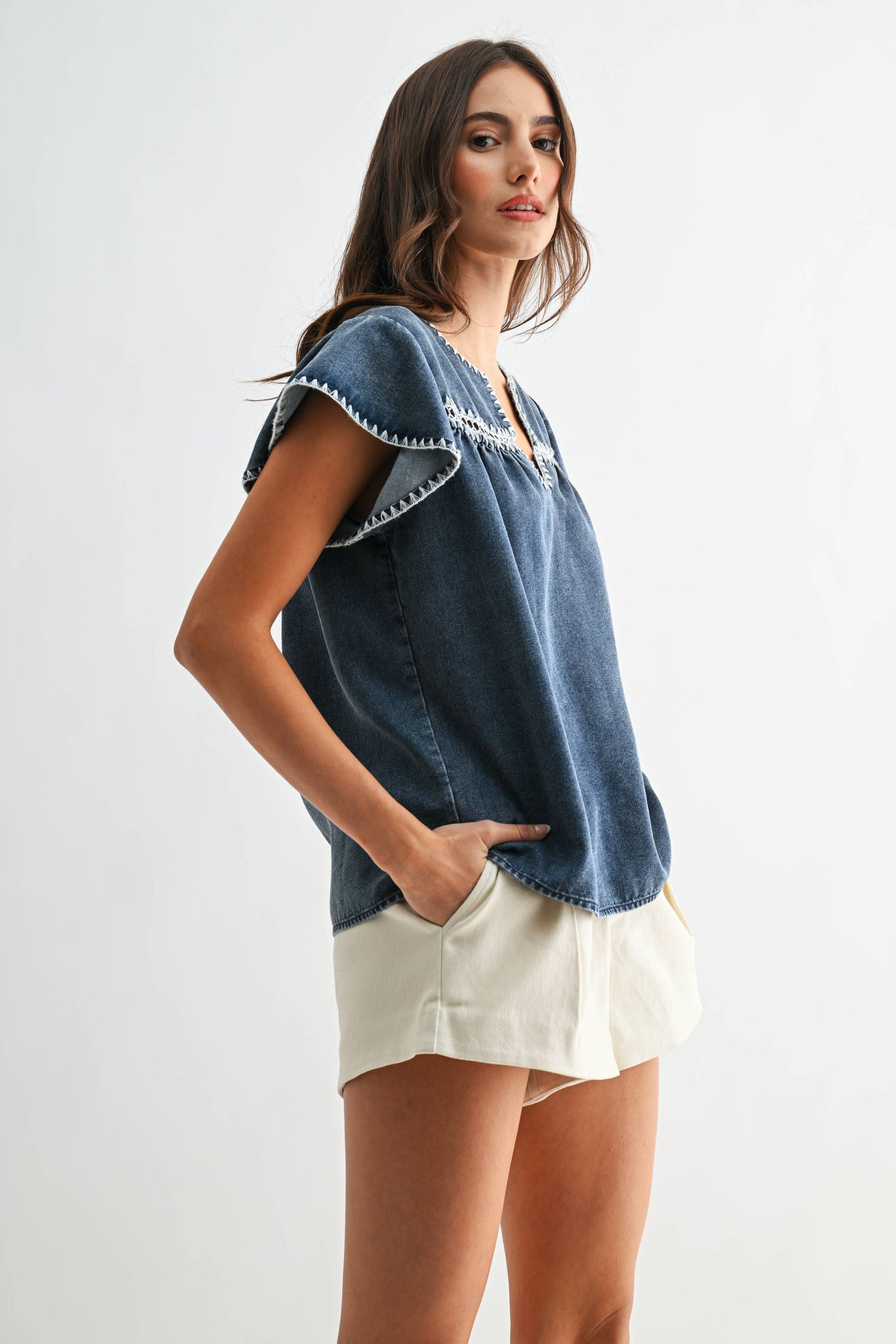 CJT26782 Denim Flutter Sleeve Top with Embroidered Trim: MEDIUM DENIM / S-M-L (3-2-1) - Pink Peonies