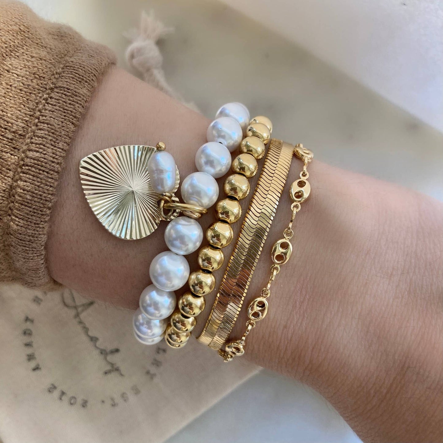 Freshwater pearl gold heart charmed bracelet  coquette - Pink Peonies