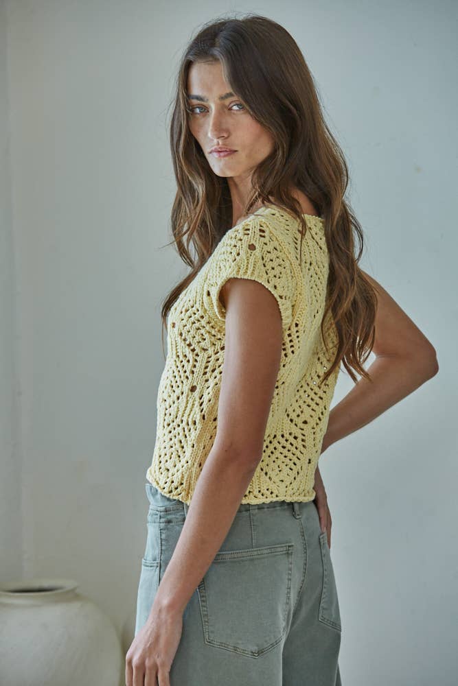 W2030 | Knit Sweater Cotton Crochet V-Neck Cap Sleeve Top: Butter Yellow / L - Pink Peonies