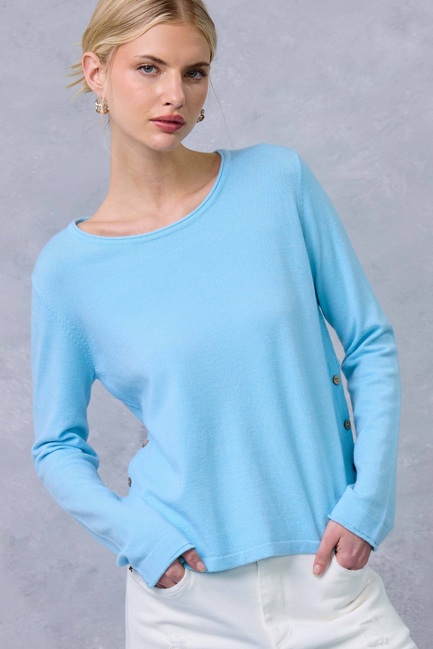 MDS3601-Super Soft Rolled Hem Side Button Stretchy Knit Top: Alice Blue / L - Pink Peonies