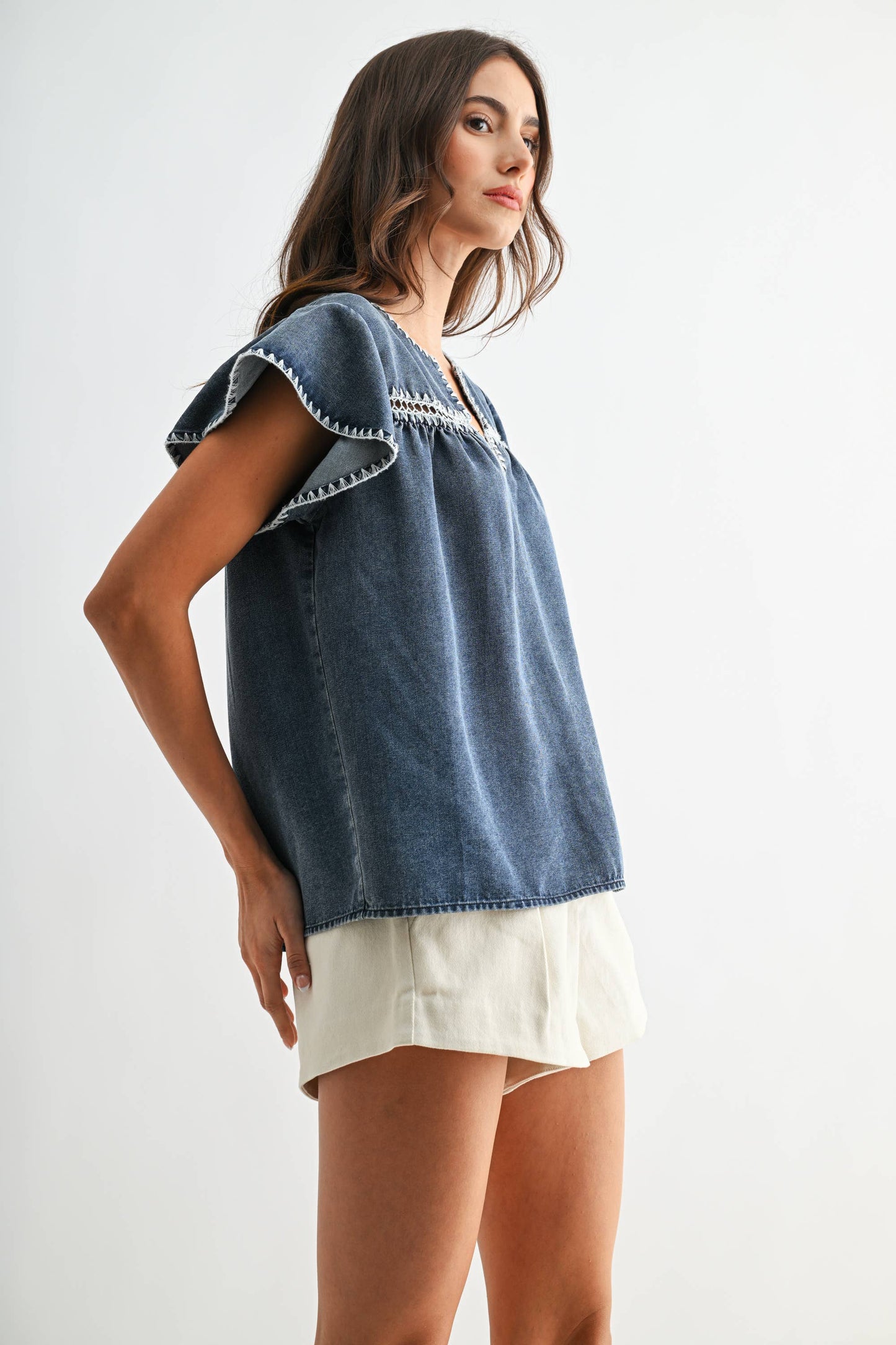 CJT26782 Denim Flutter Sleeve Top with Embroidered Trim: MEDIUM DENIM / S-M-L (3-2-1) - Pink Peonies