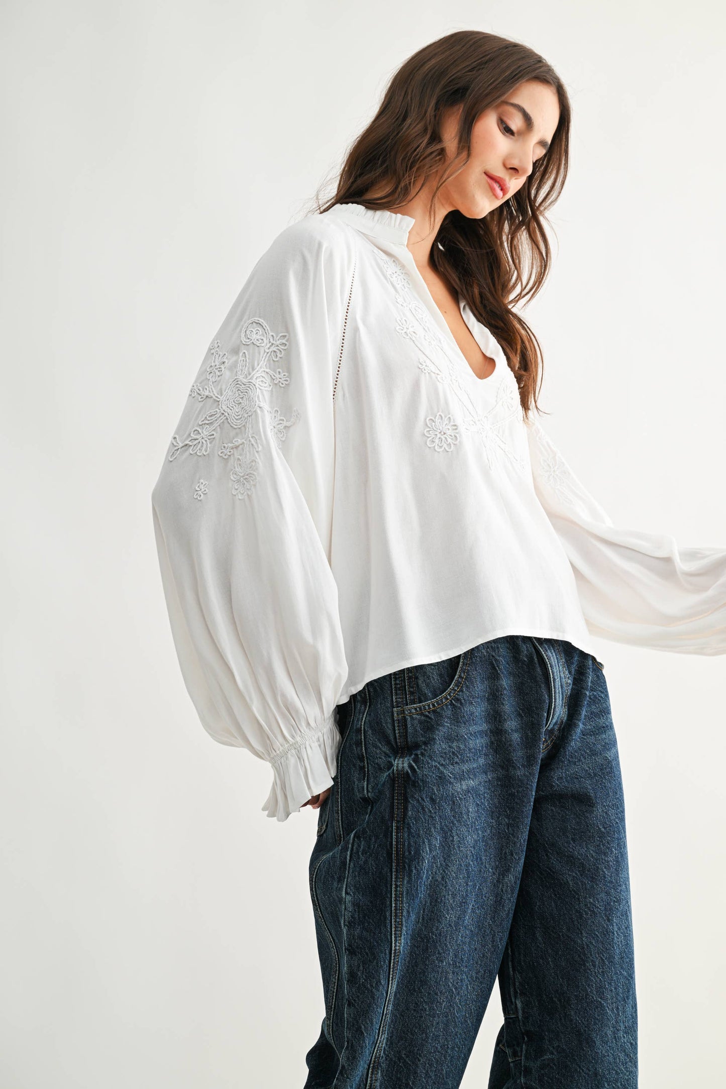CMT26709 Boho-Chic Embroidered White Peasant Blouse: OFF WHITE / S-M-L (3-2-1) - Pink Peonies