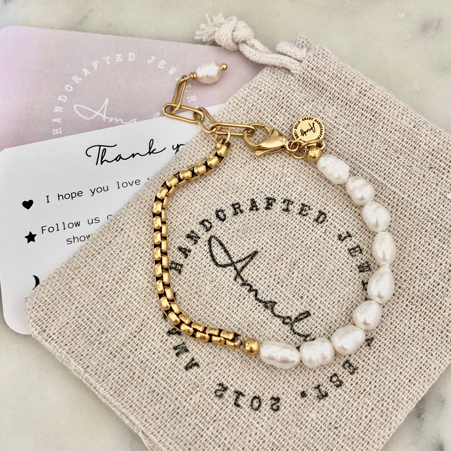 Pearls Bracelet Gold plated box chain adjustable - Pink Peonies