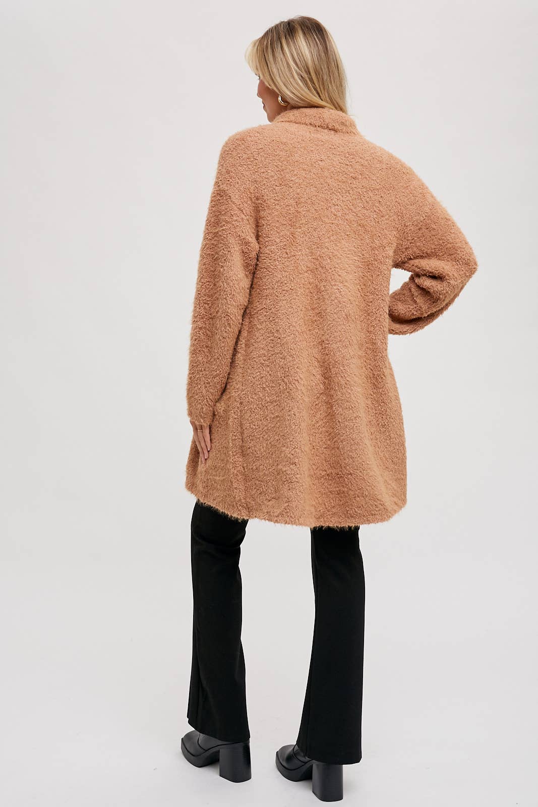 SOFT FUZZY DRAPE FRONT CARDIGAN: MUSHROOM / M/L - Pink Peonies