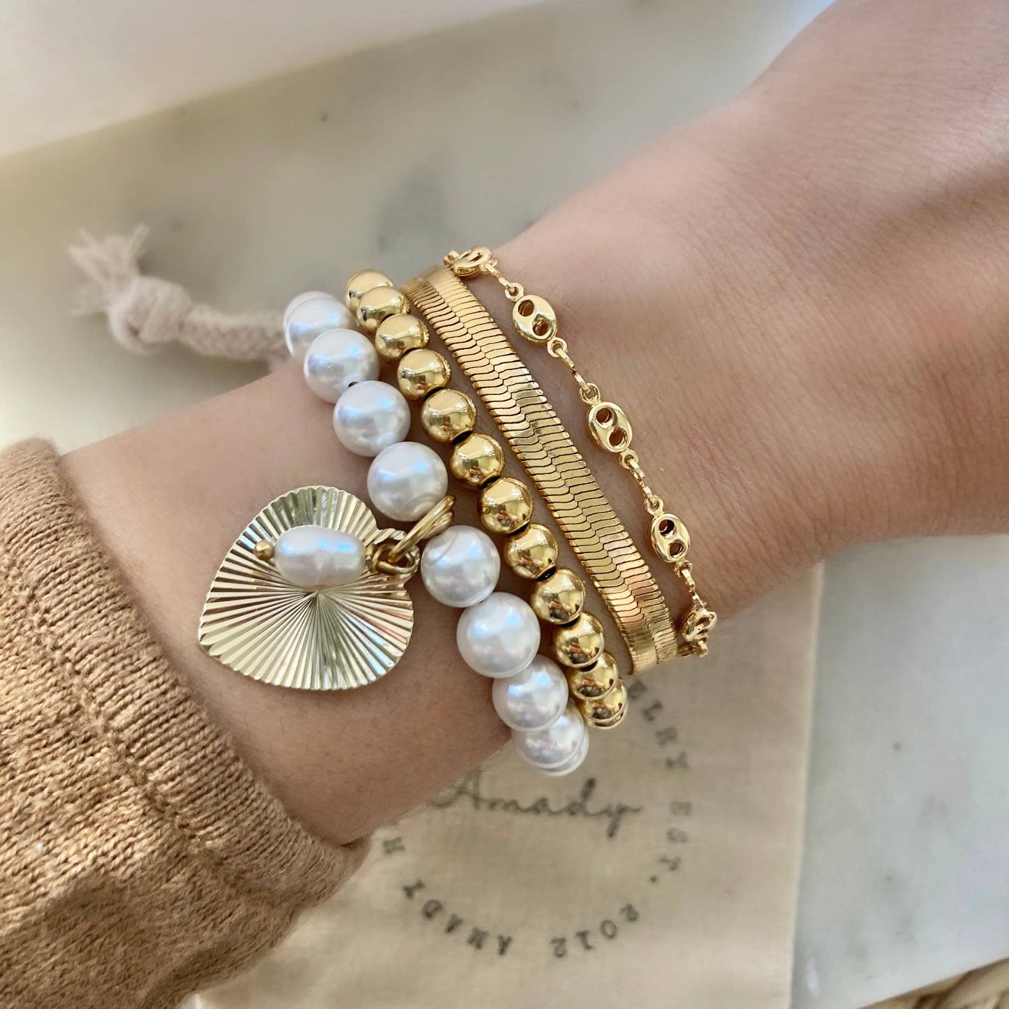 Freshwater pearl gold heart charmed bracelet  coquette - Pink Peonies
