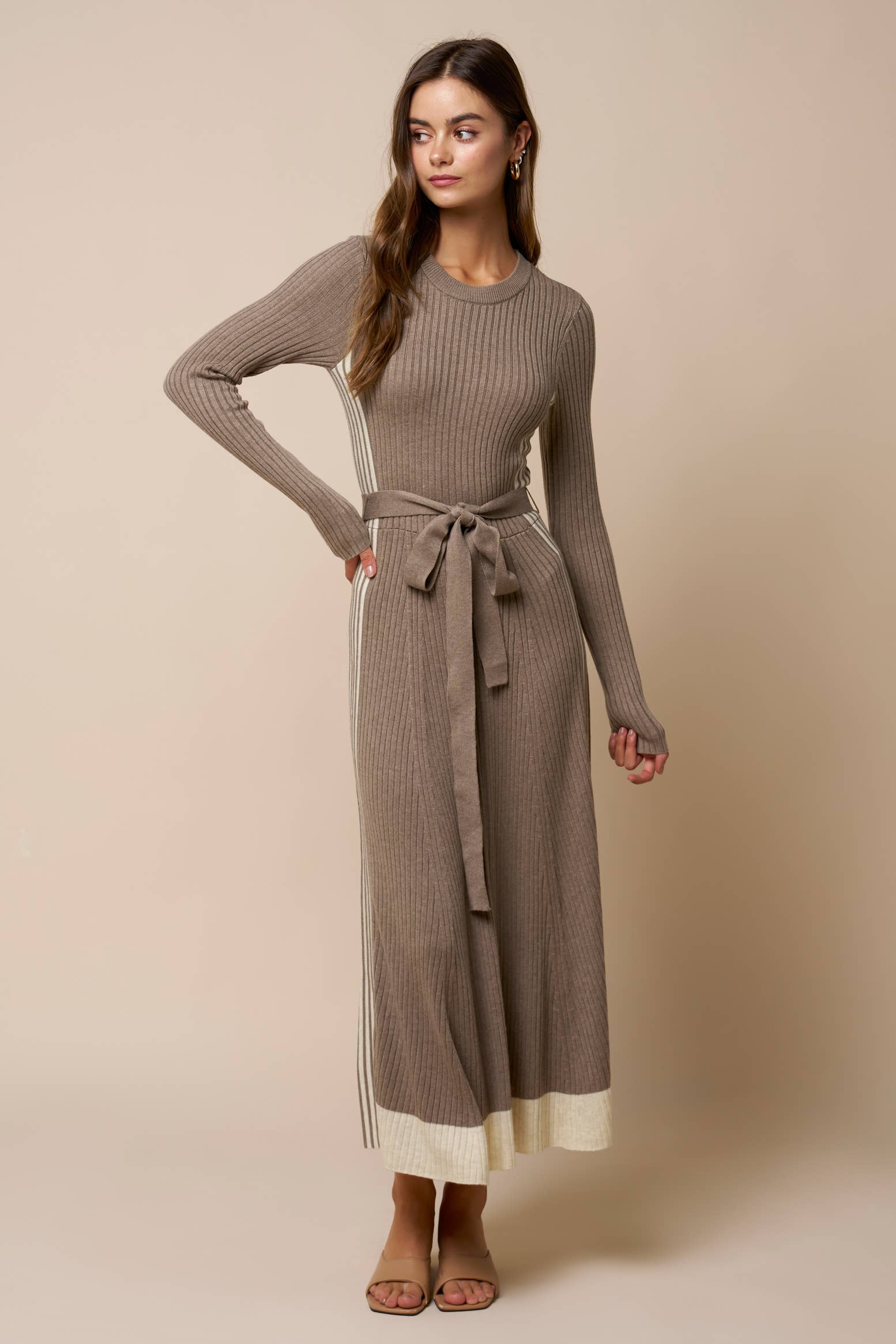 Color Block Belted Long Sleeve Knit Maxi Dress: HT BROWN-CREAM / L - Pink Peonies